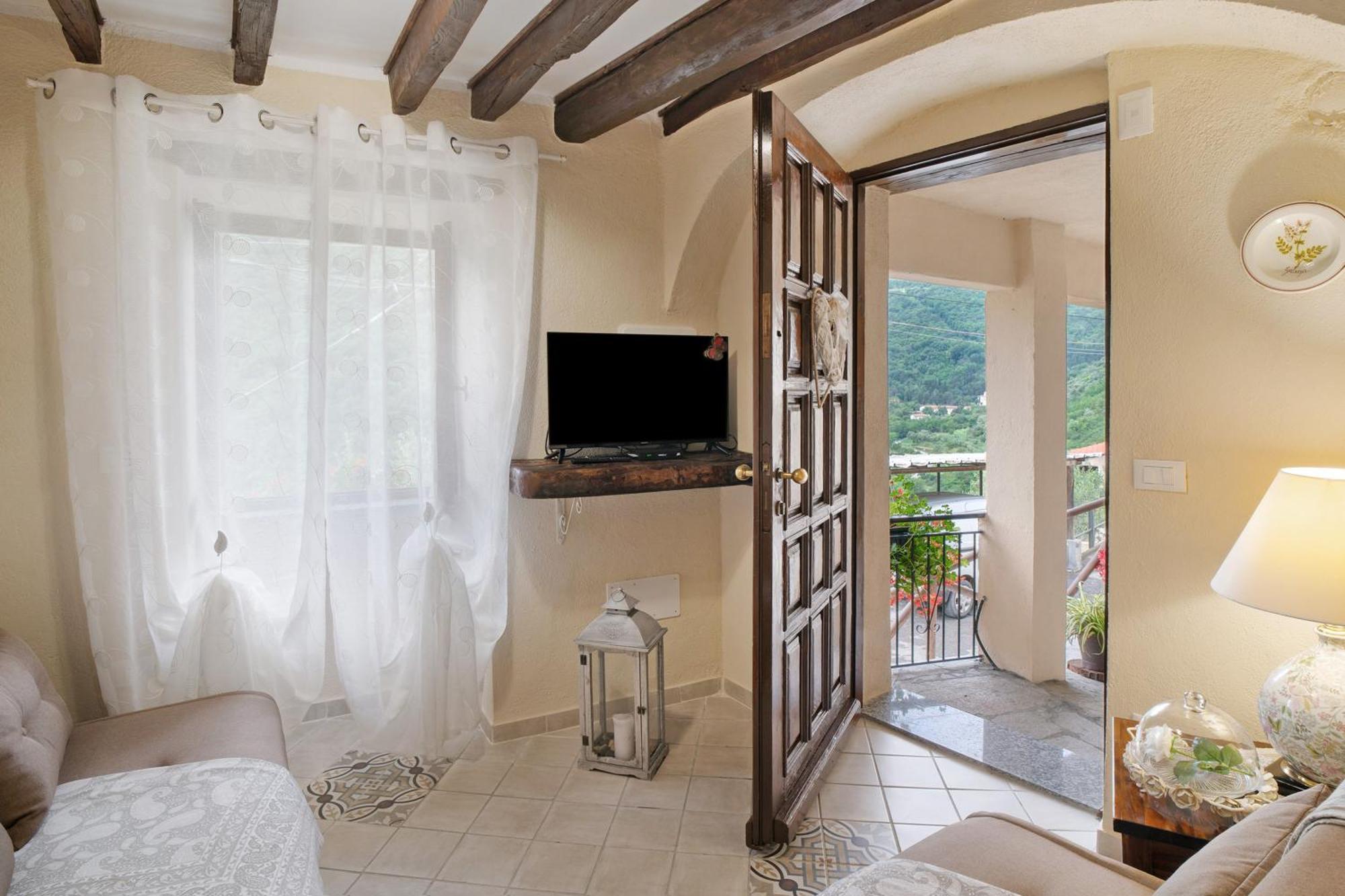 Agriturismo U' Spigu Nonna Annetta Nasino エクステリア 写真