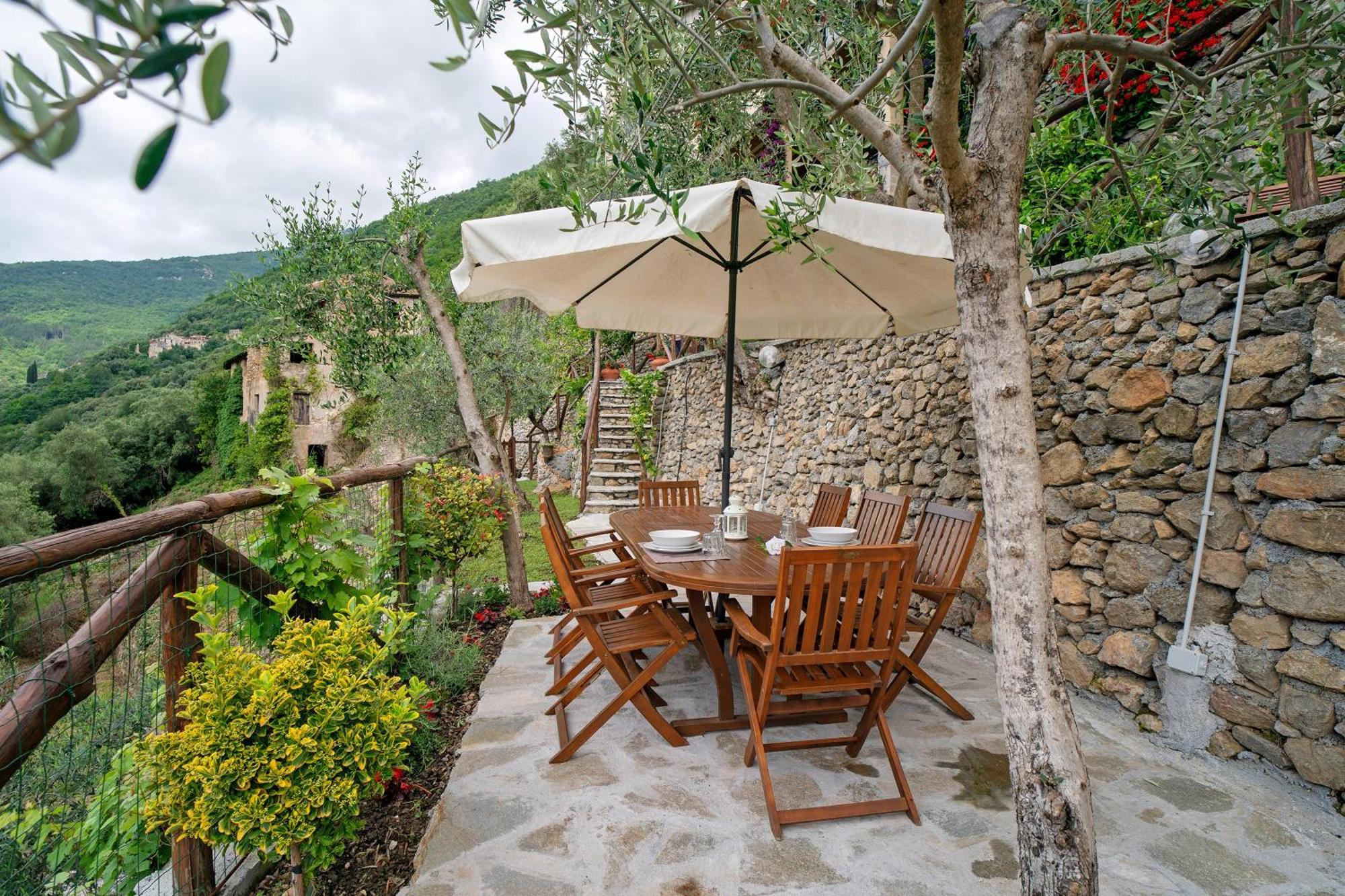 Agriturismo U' Spigu Nonna Annetta Nasino エクステリア 写真